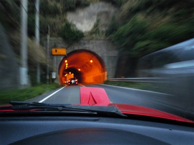 夢へのトンネル